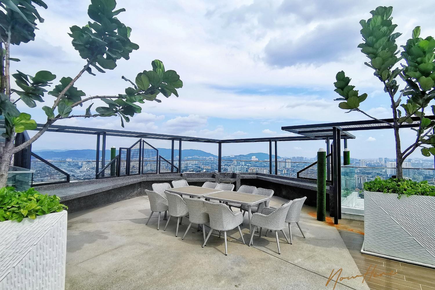 5, NowHere 2BR 4PAX with Balcony Reizz Jalan Ampang, Gombak