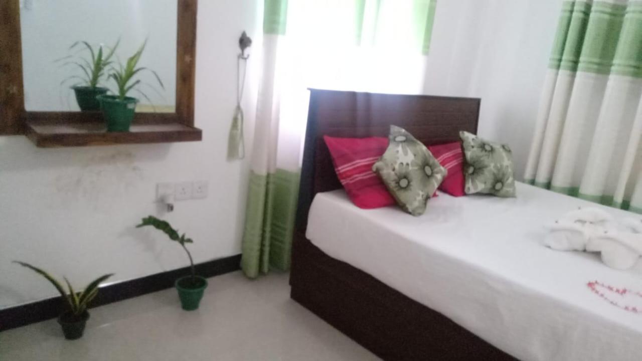 4, New coconut villa, Palugaswewa