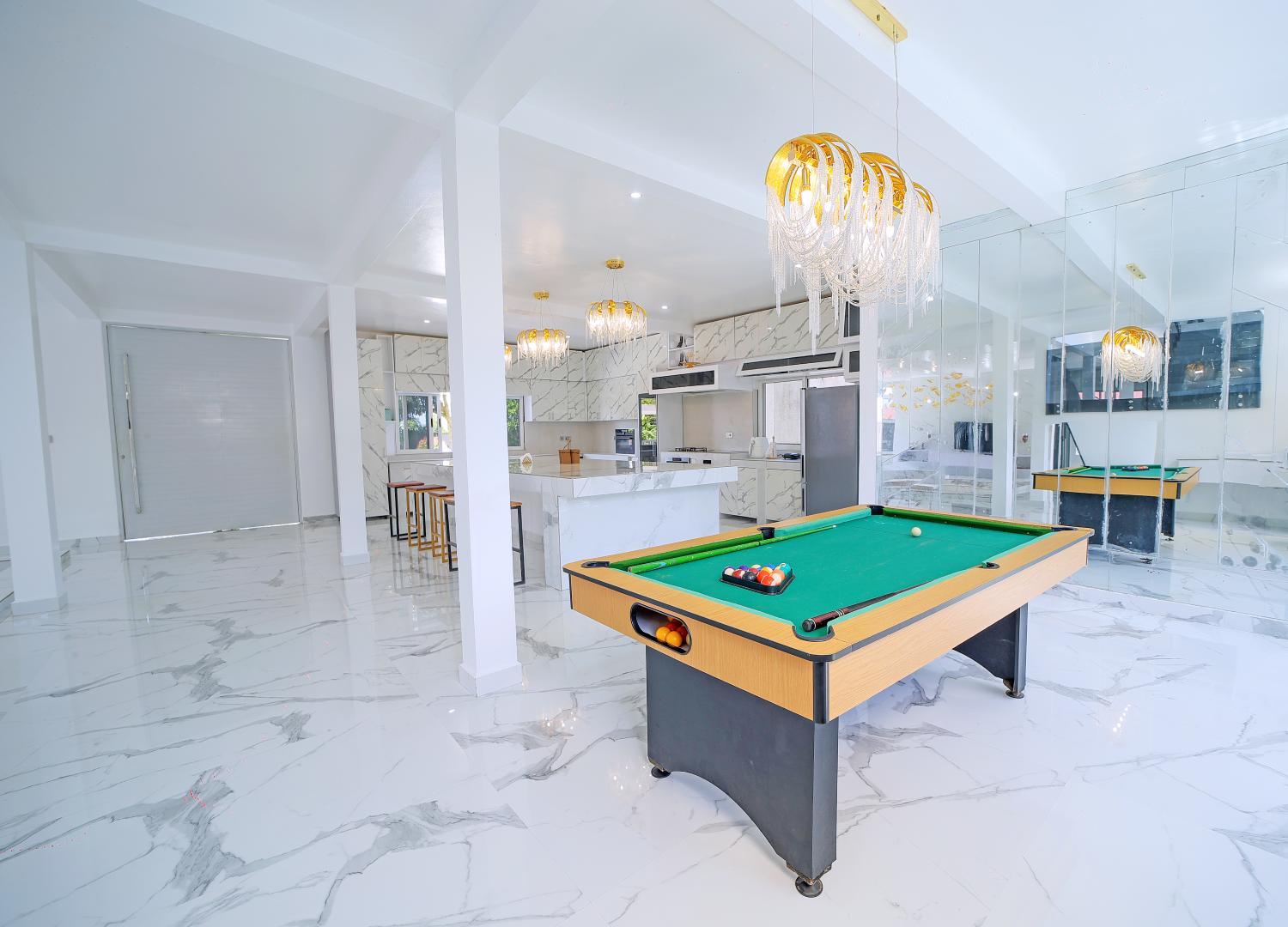Recreational facilities, Luxury 5 Bedroom Lake View Villa Entebbe, Entebbe