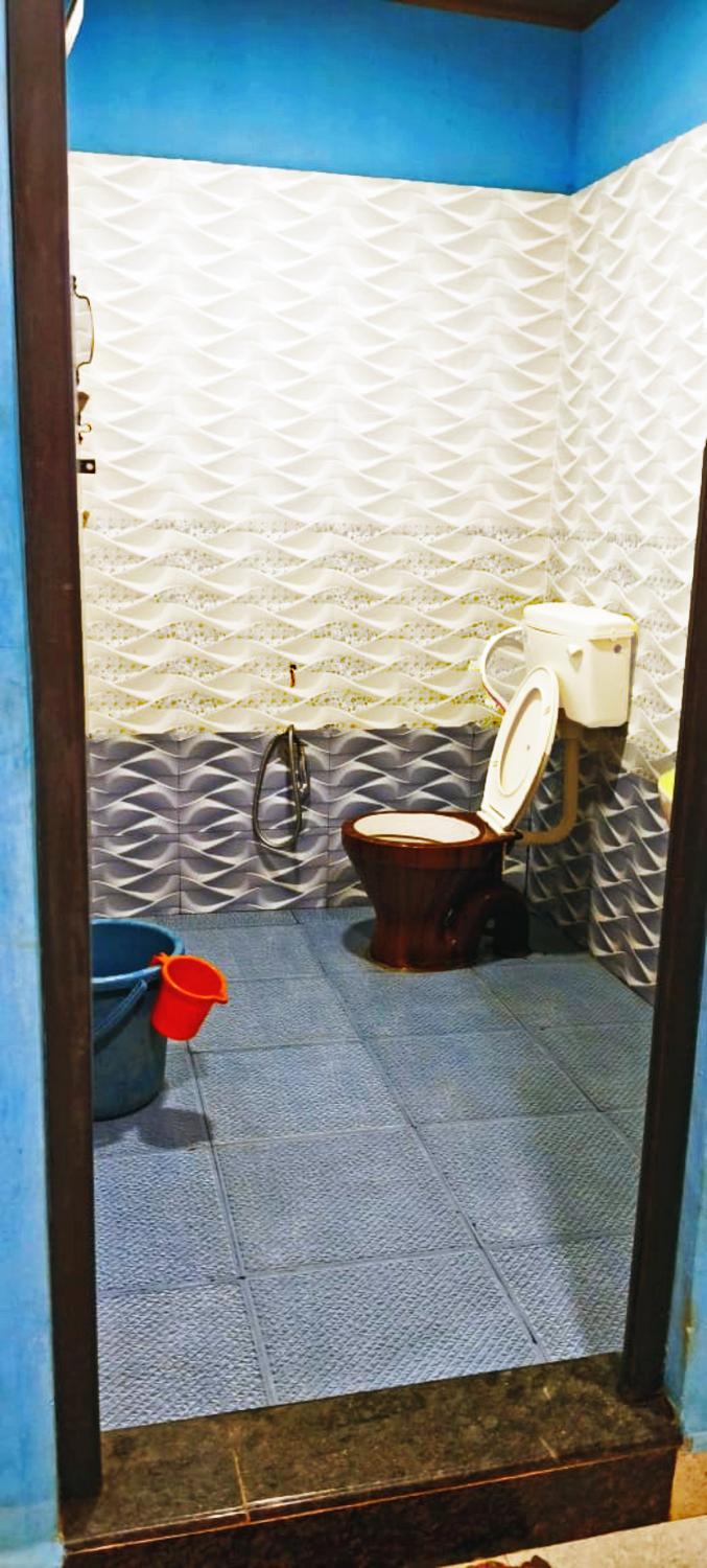 Bathroom 3, Namma Aramane Home Stay, Uttara Kannada