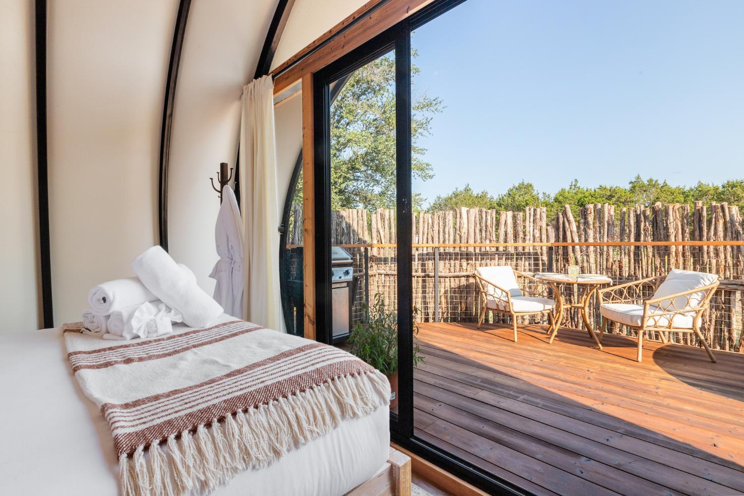 2, Cocoon by Onera, Gillespie