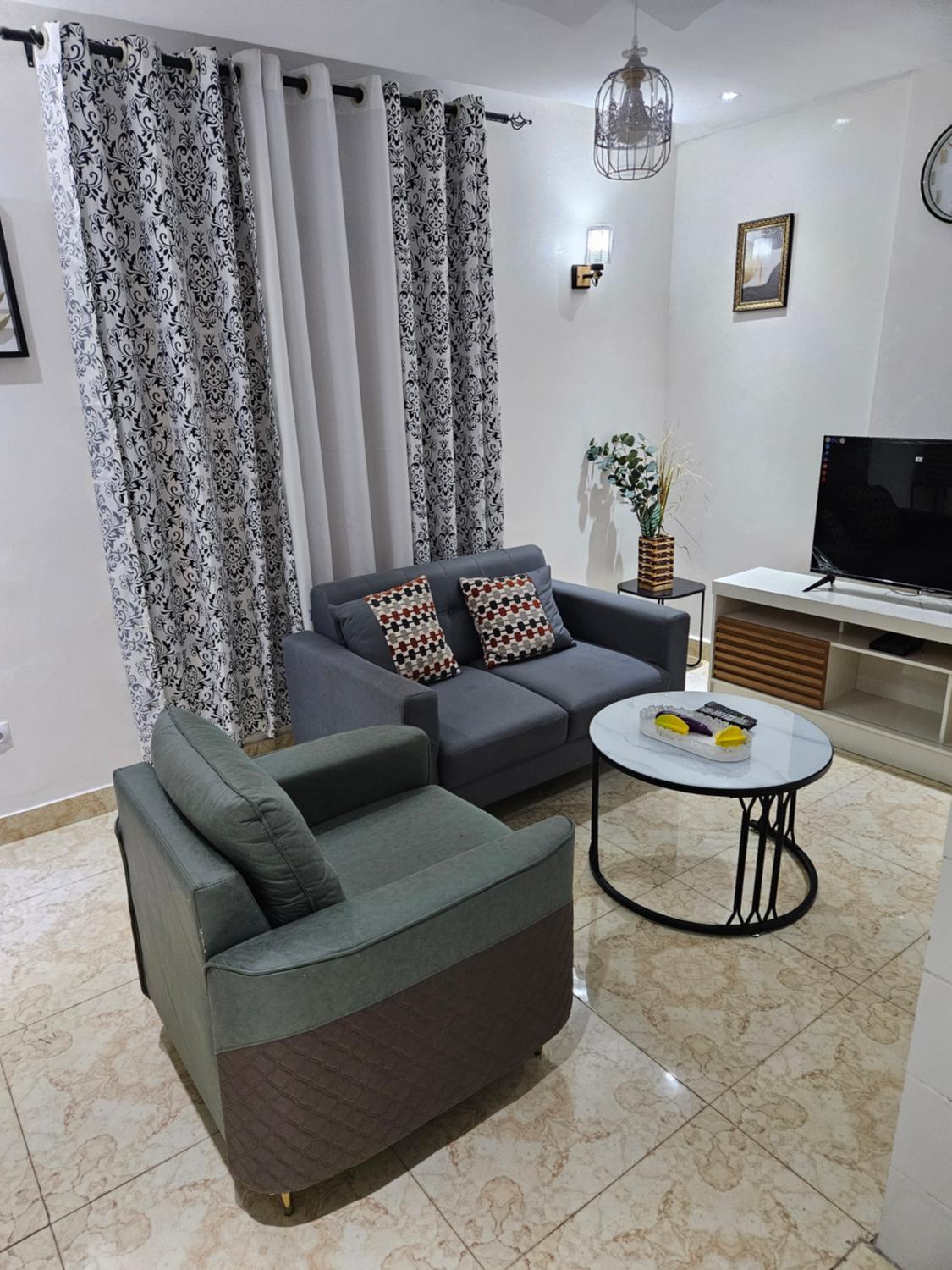 4, RESIDENCE DAVAROX Gombe, Kinshasa