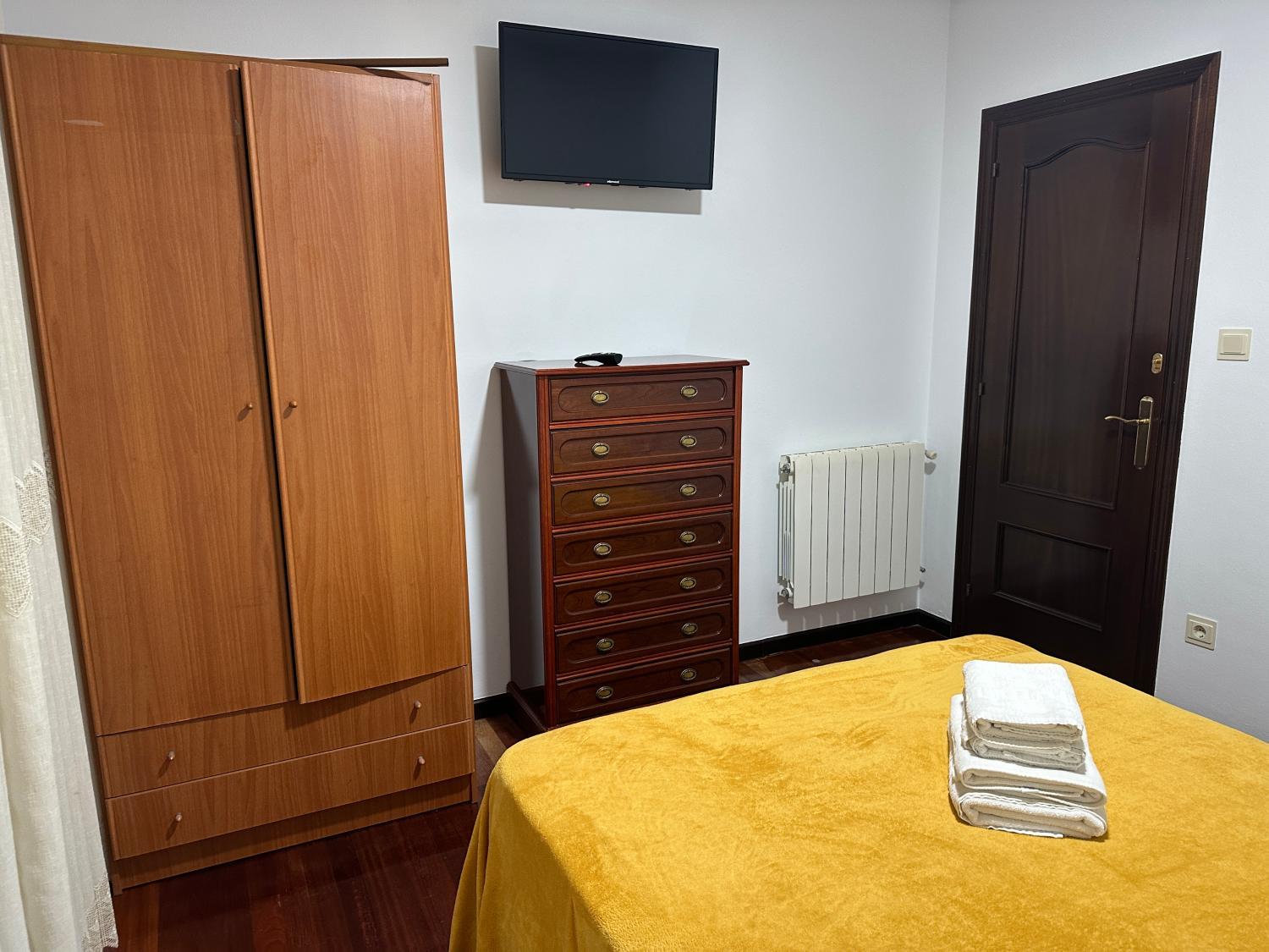 Facilities 2, Habitaciones Claudio, Asturias