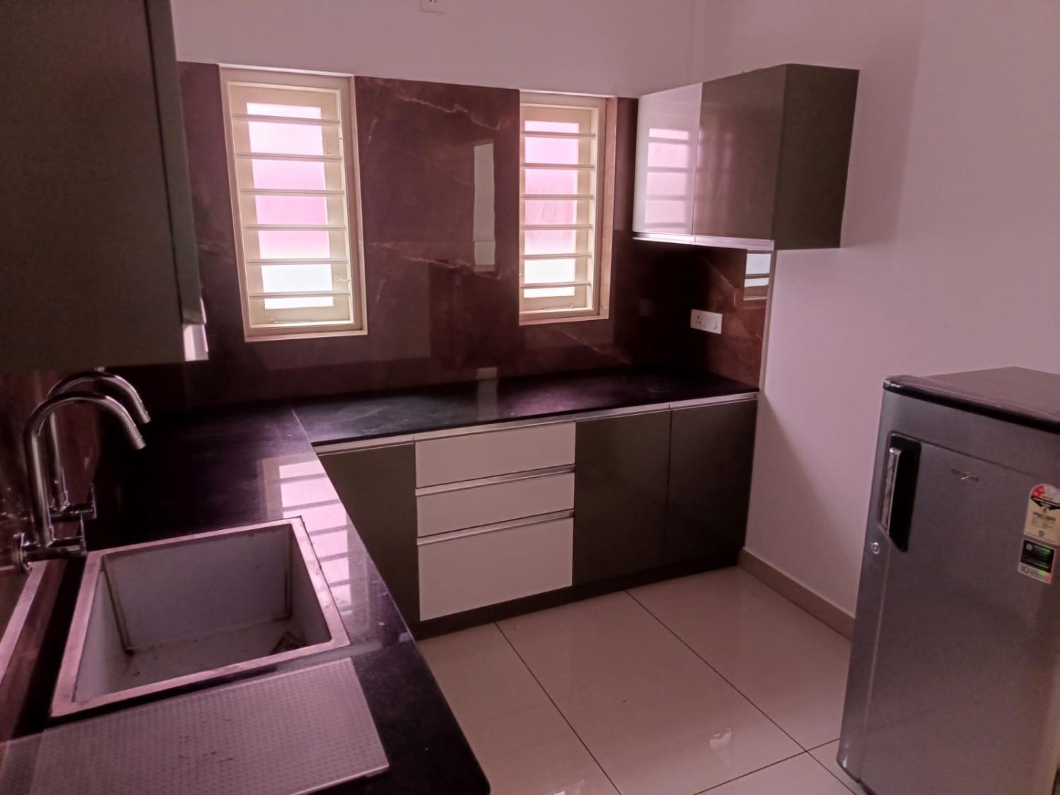 5, Salite Service Apartments, Ernakulam