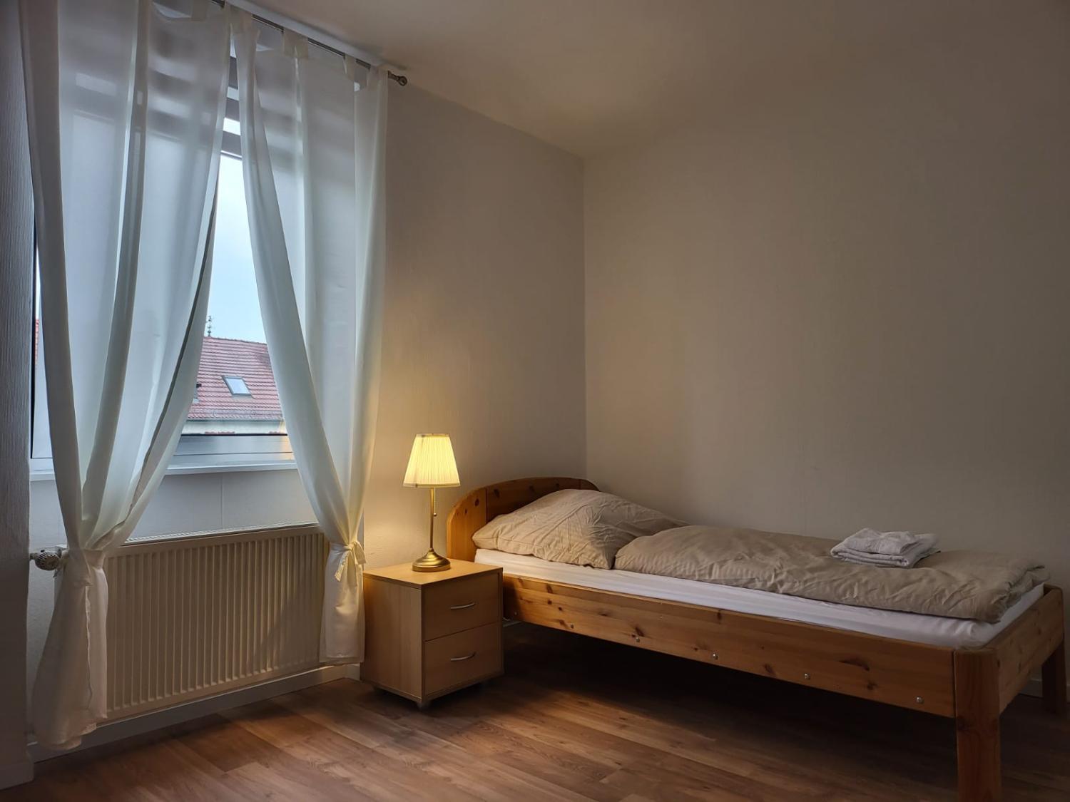 Bed, Privates Einzelzimmer direkt an der Uniklinik Mainz, Mainz