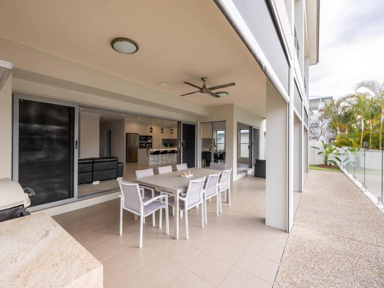 1, Waterfront Lifestyle Holiday5B House nearThemePark, Gold Coast