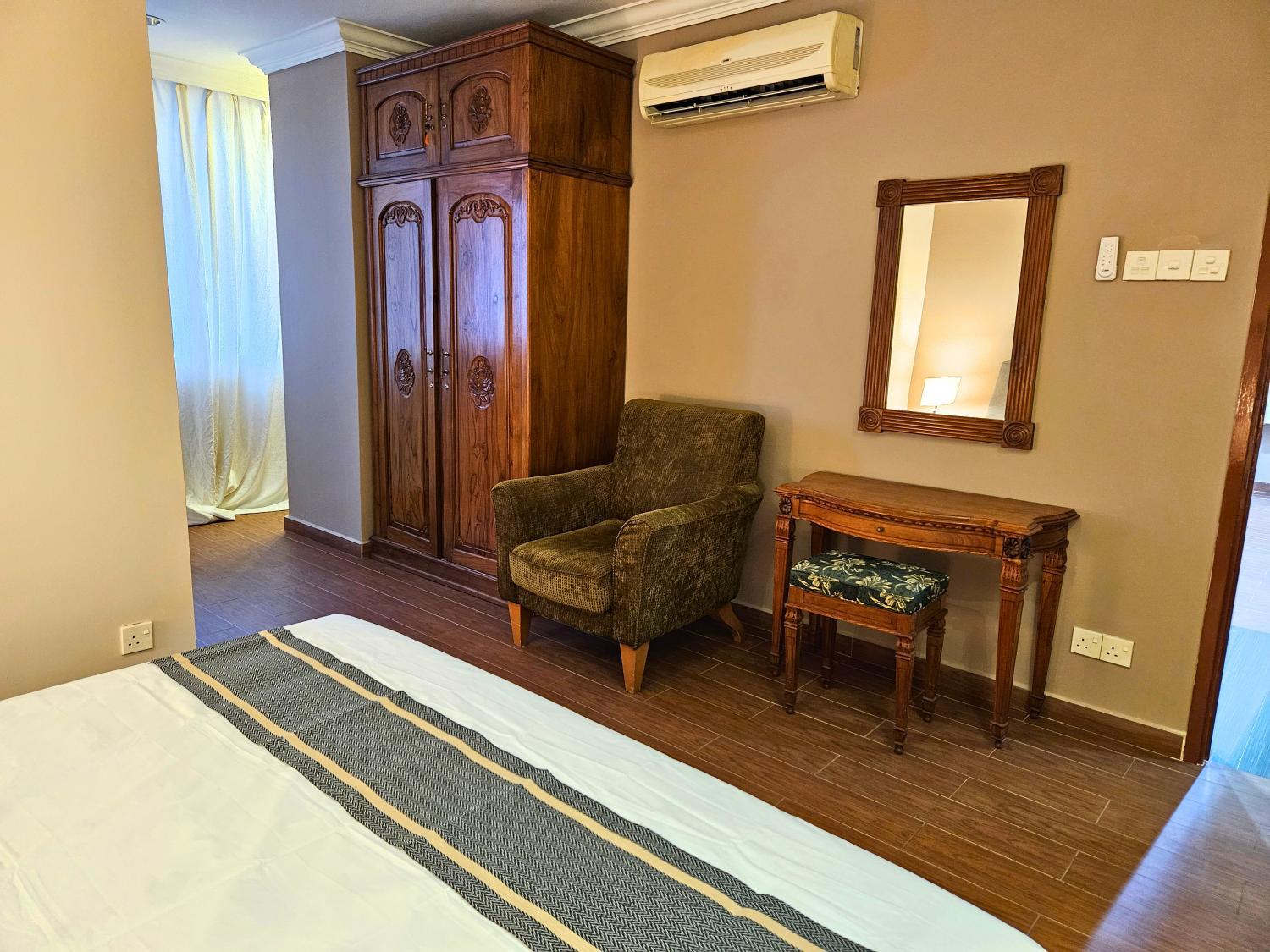 1, Timber Retreat in heart of KL - 1 min to Pavilion & KLCC, Kuala Lumpur