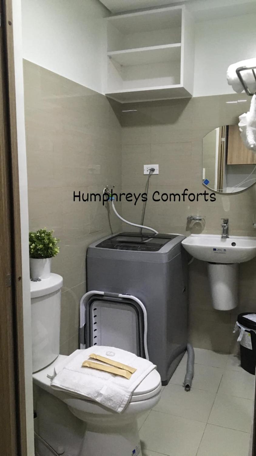 Bathroom, Humpreys Comforts, Pasay City