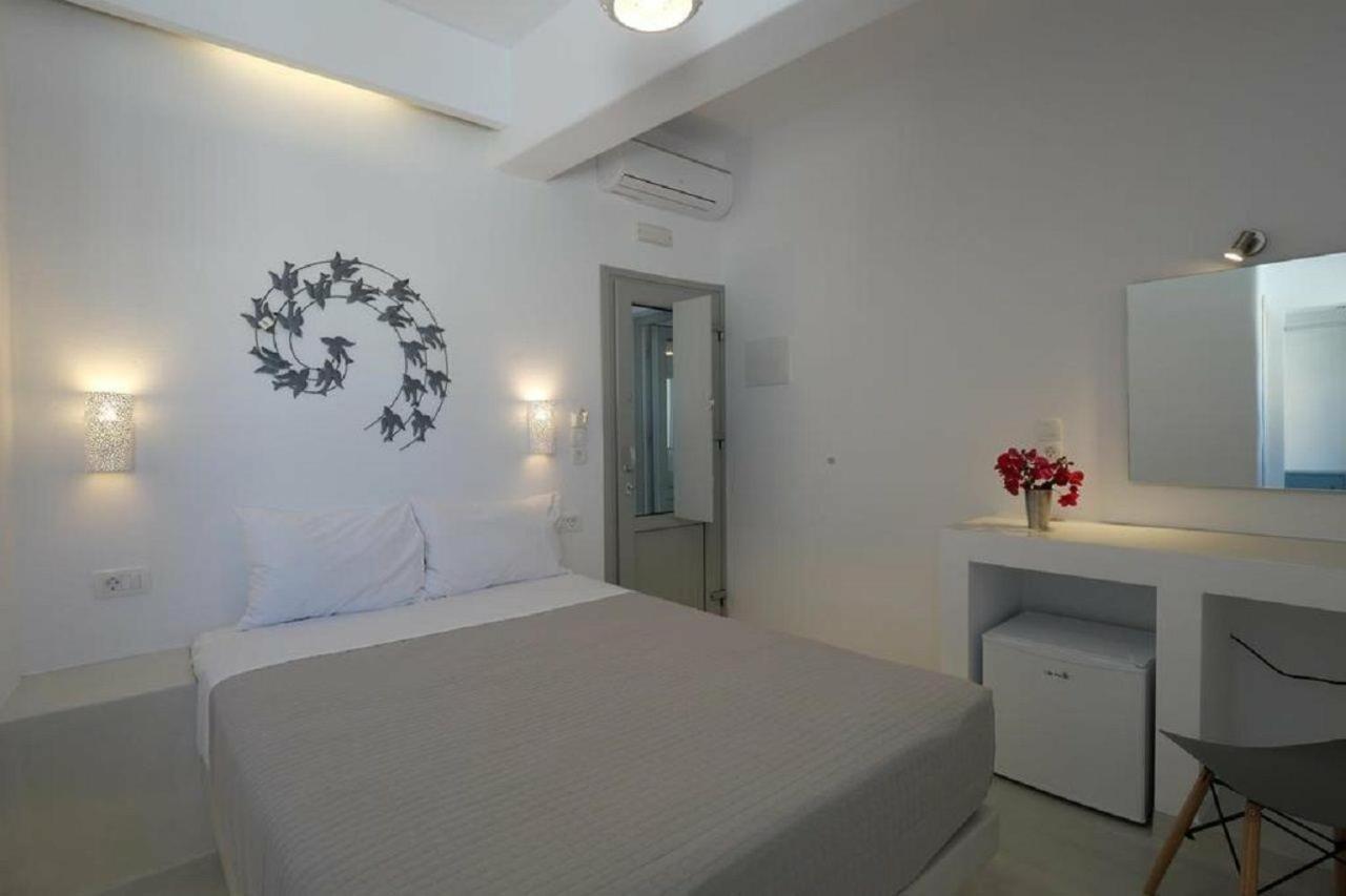 3, Azure Budget Rooms, Fira Center, South Aegean