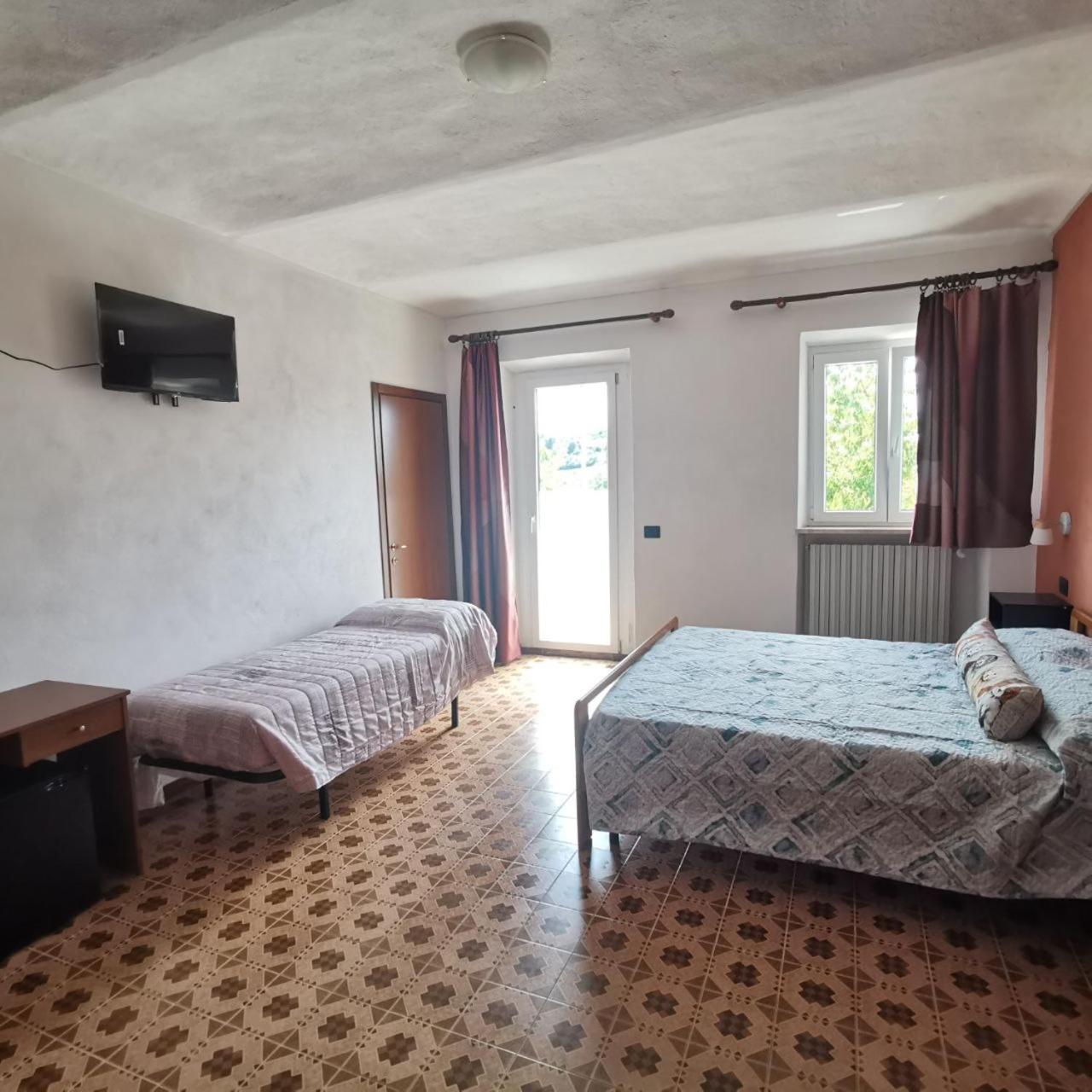 3, La Tana di Momo, Cuneo
