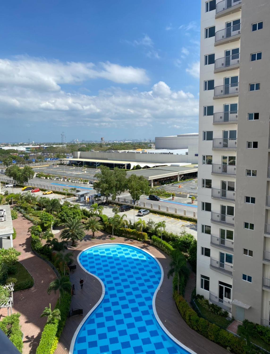 5, South Residence, Las Piñas