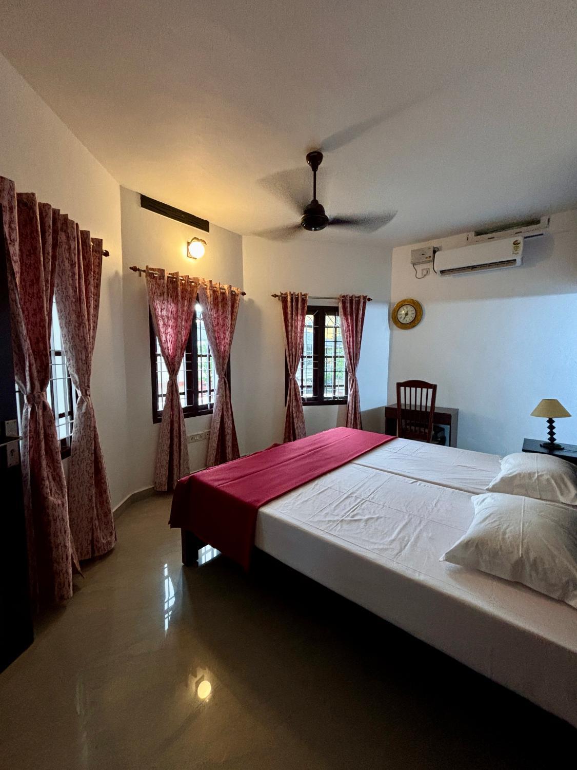 4, Beza Homestay, Ernakulam