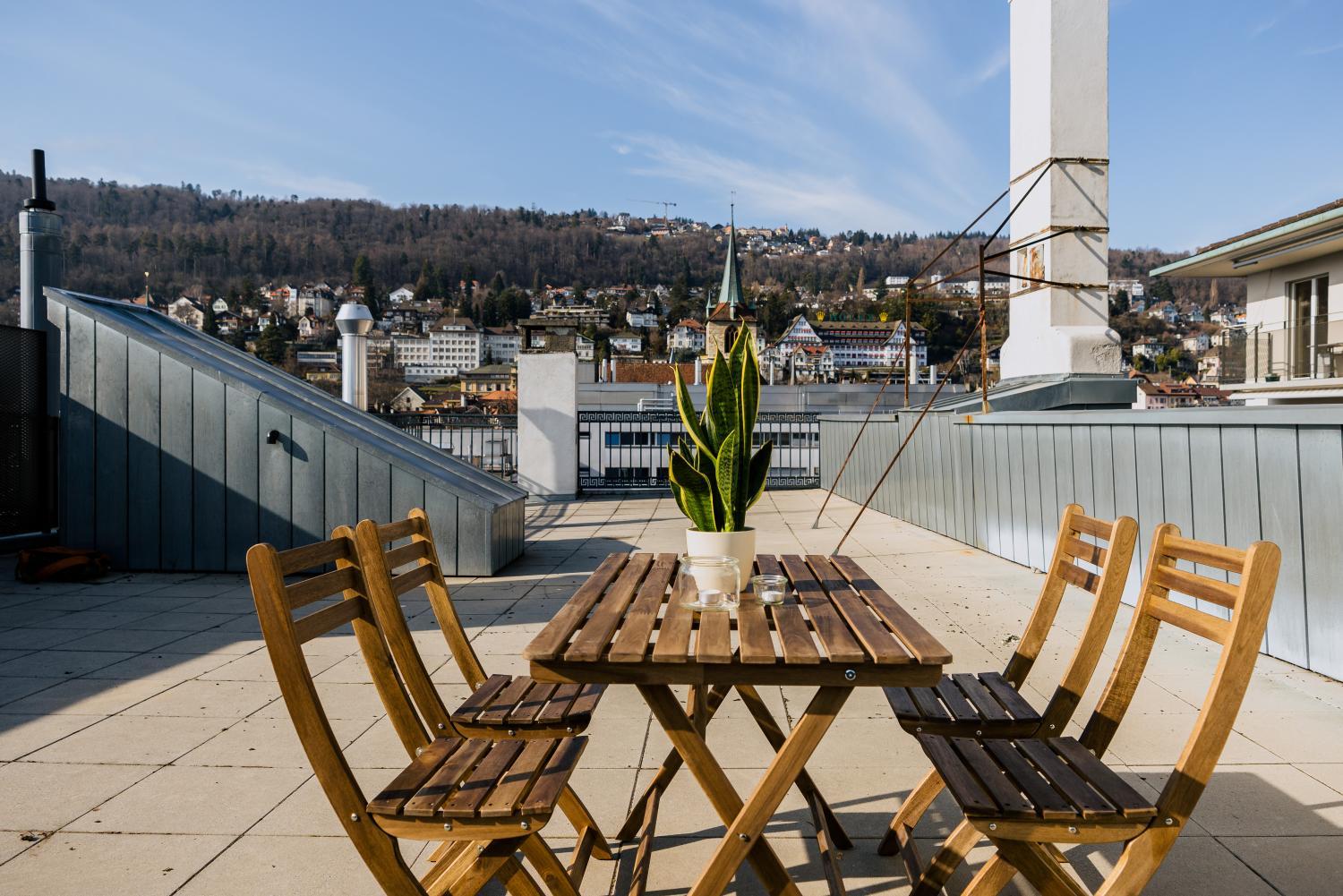 Balcony/terrace 4, City Apartment with Rooftop Terrace, Biel