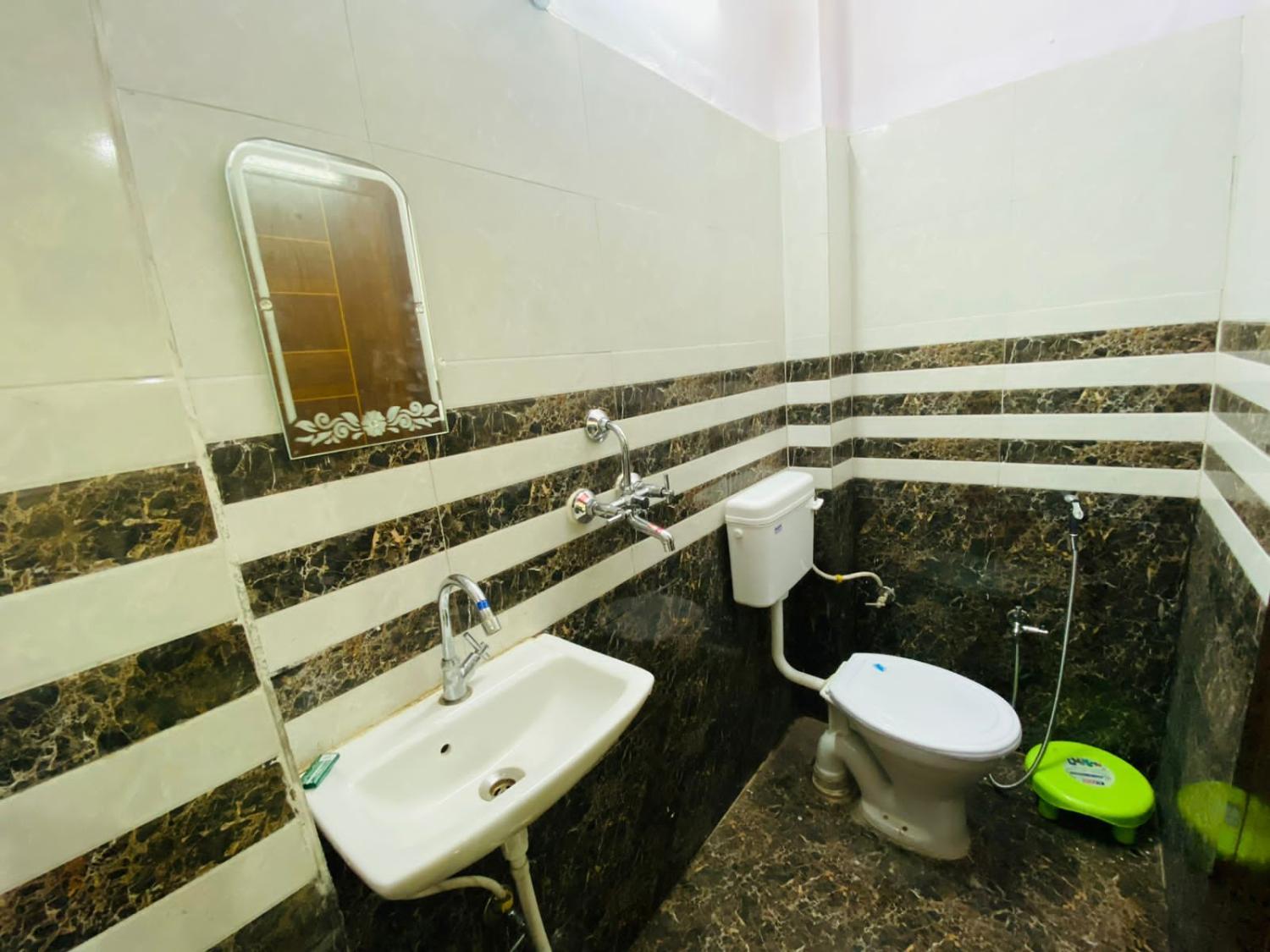 5, Good Morning Paying Guest House, Varanasi