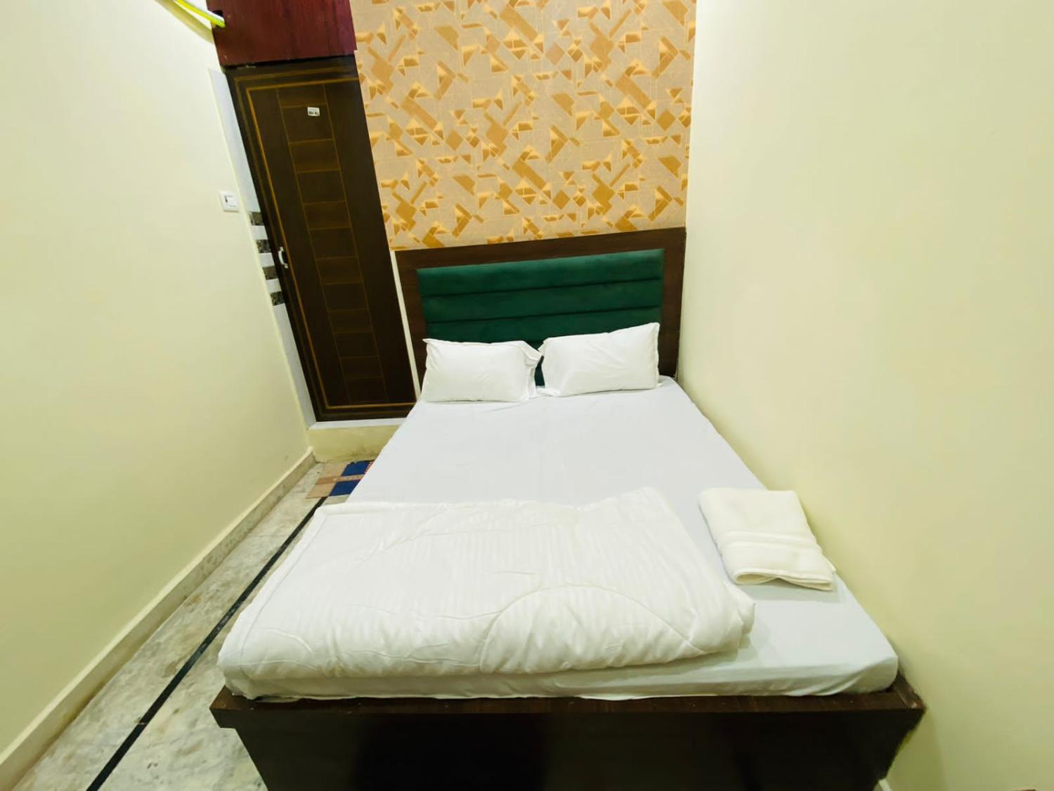 4, Good Morning Paying Guest House, Varanasi