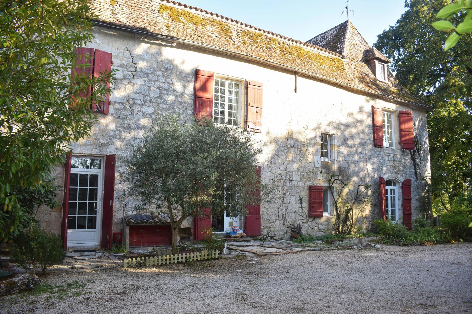 Exterior view 2, Elegance Perigourdine and SPA, Dordogne