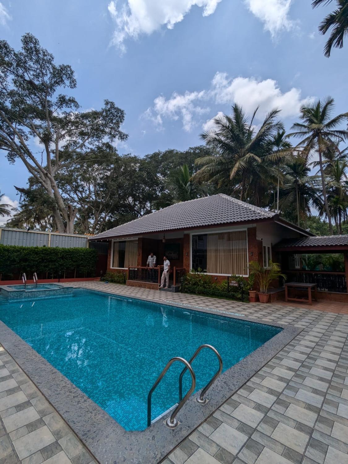 5, Mysore Farmstay with a Pool by EWA Properties, Mysore