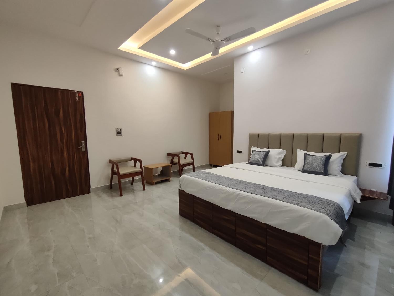 1, Bed iN Mountain - BNM Stays, Chamoli