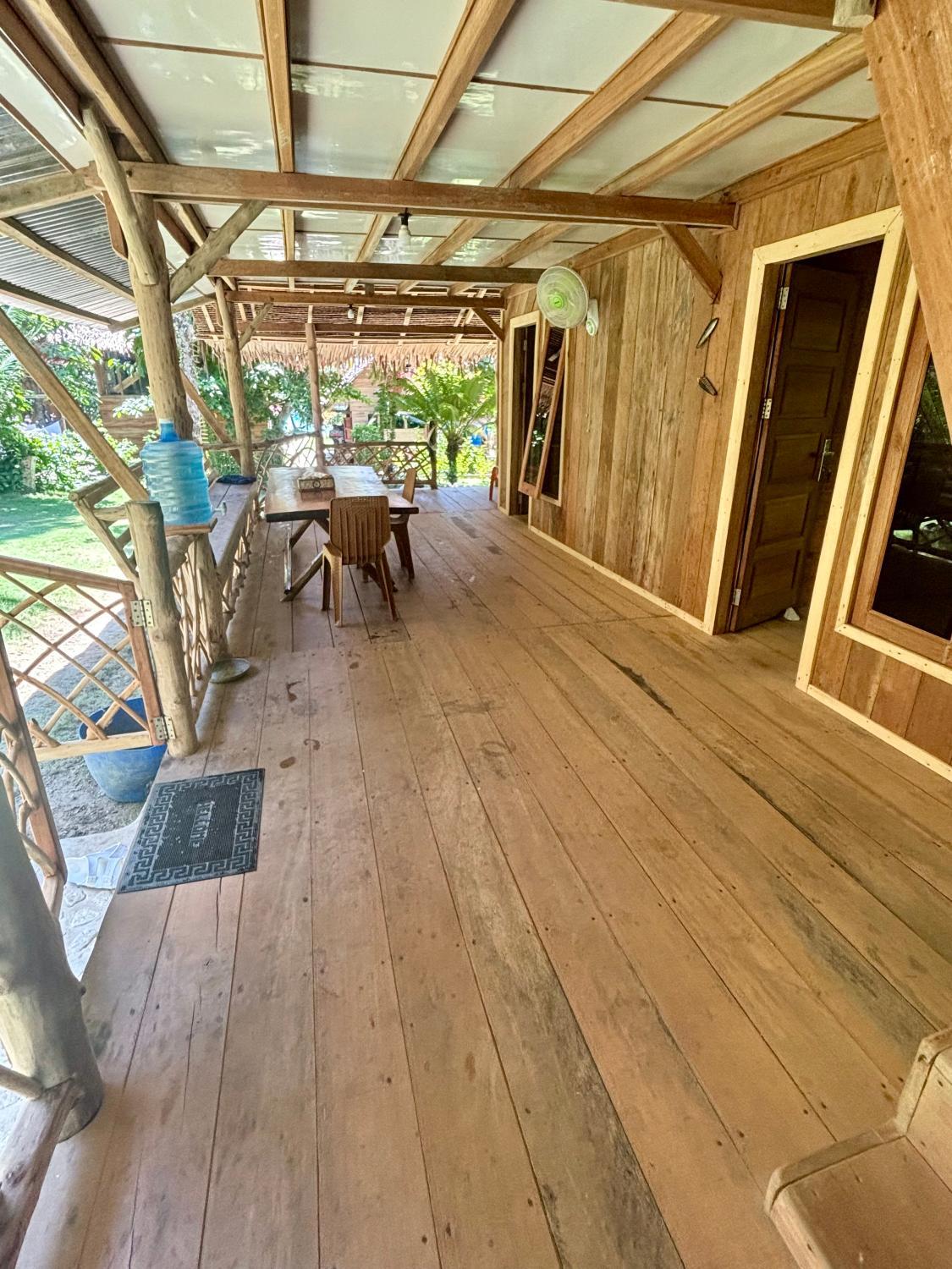 Facilities 4, Moile Moile Surfcamp, Kepulauan Mentawai