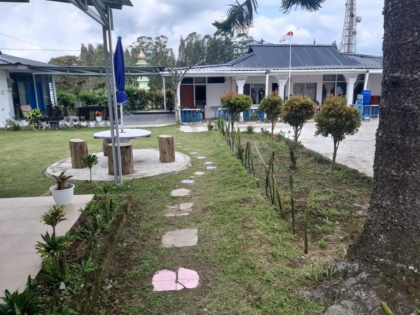 Exterior view 4, Gundaling 1 Guest House, Karo