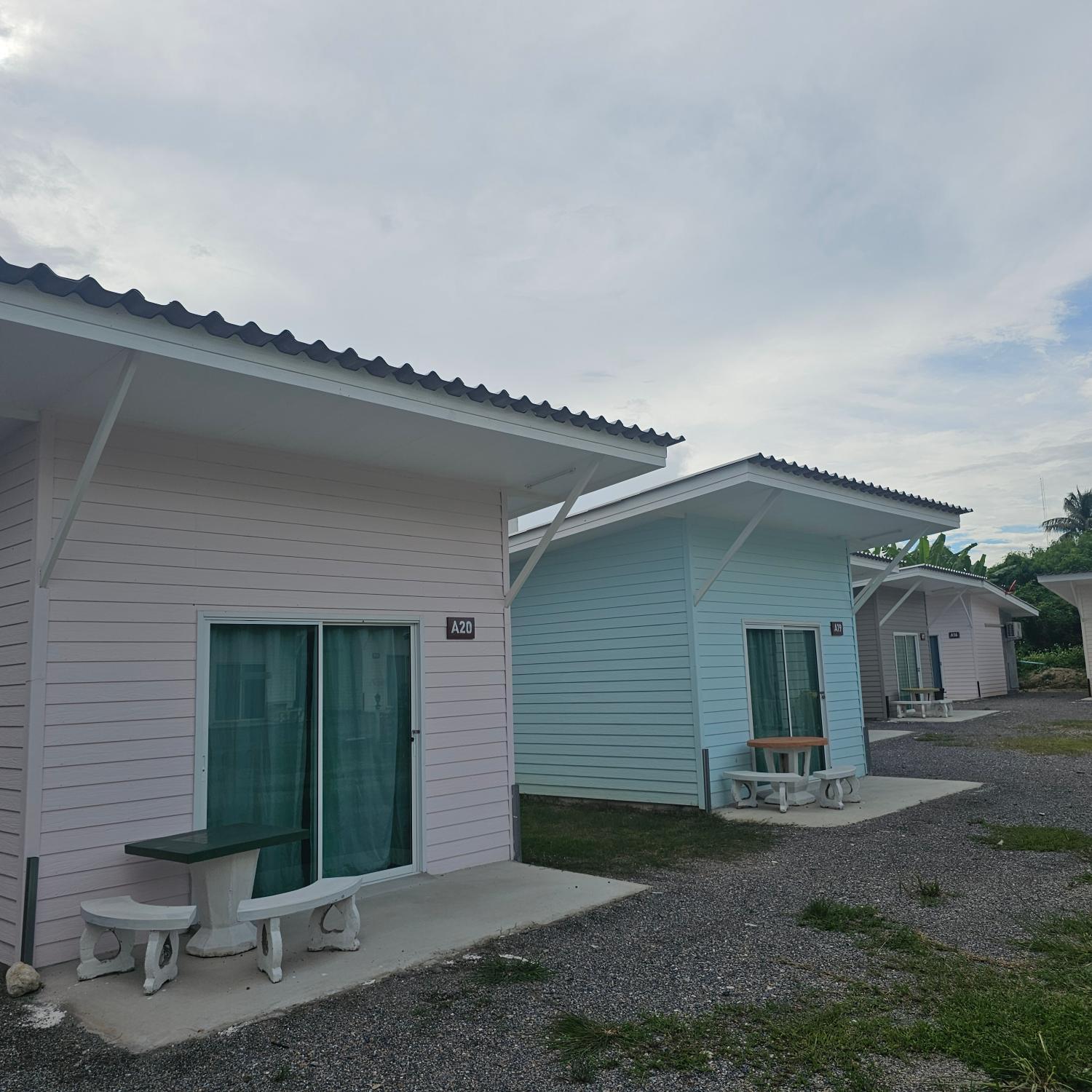 4, บ้านสวนอินทนนท์รีสอร์ท-Modern House, Chom Thong