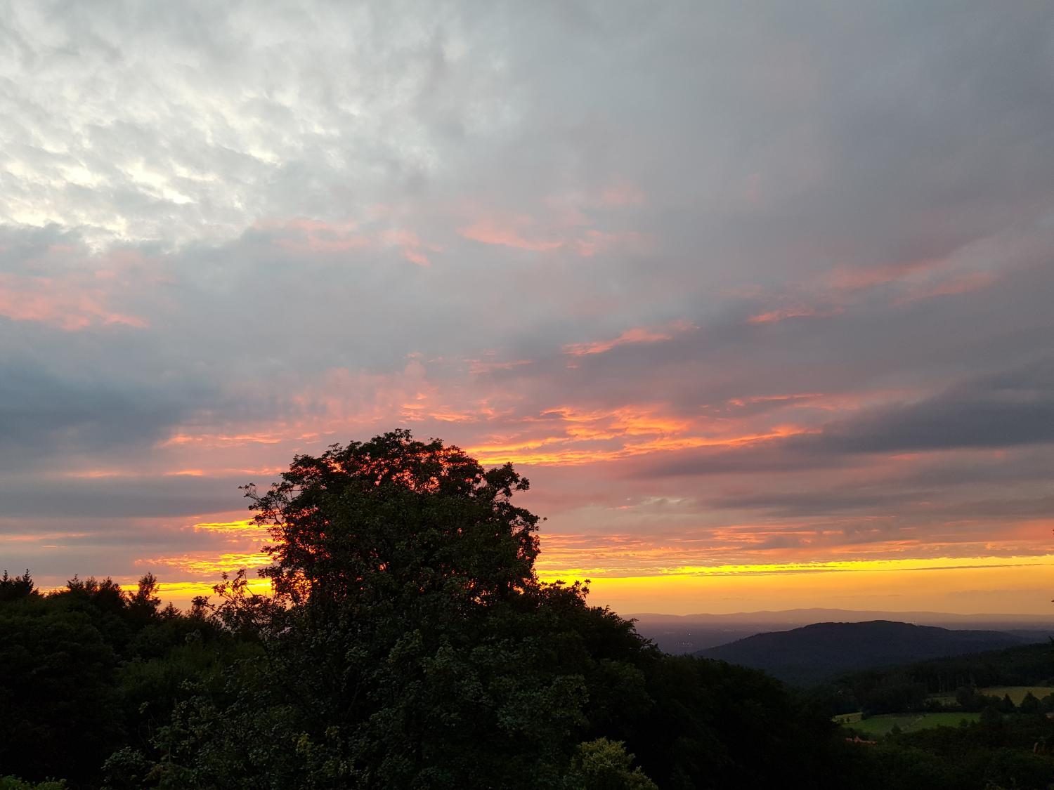 View 1, Ada's Buka Chalet auf dem Felsberg, Bergstraße