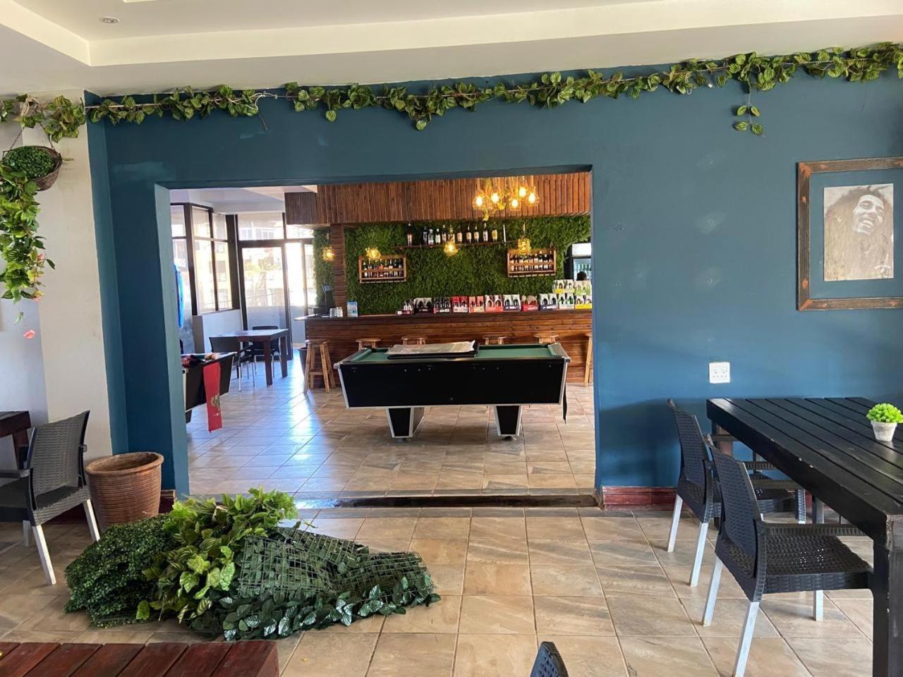Bar/lounge, Noahs Accommodation, eThekwini