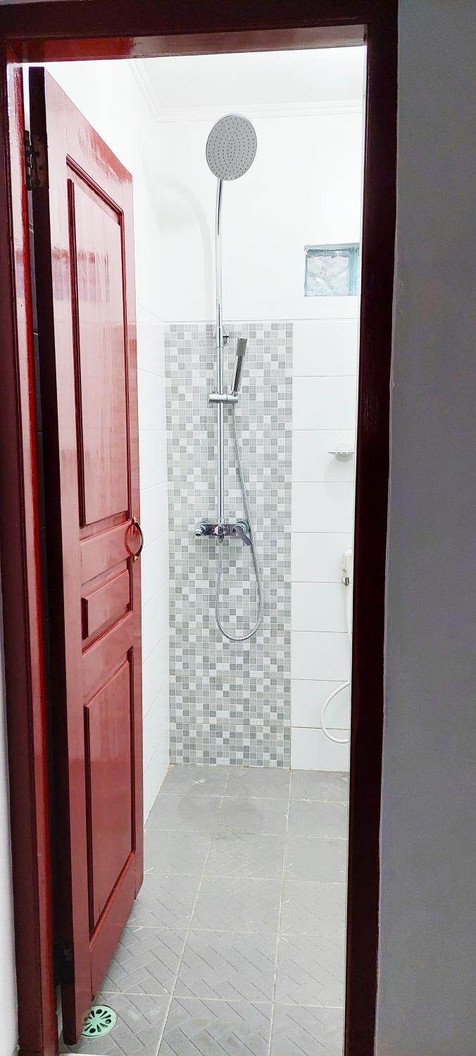 Bathroom 2, Sarwi Endah Beach Cottage, Gunung Kidul