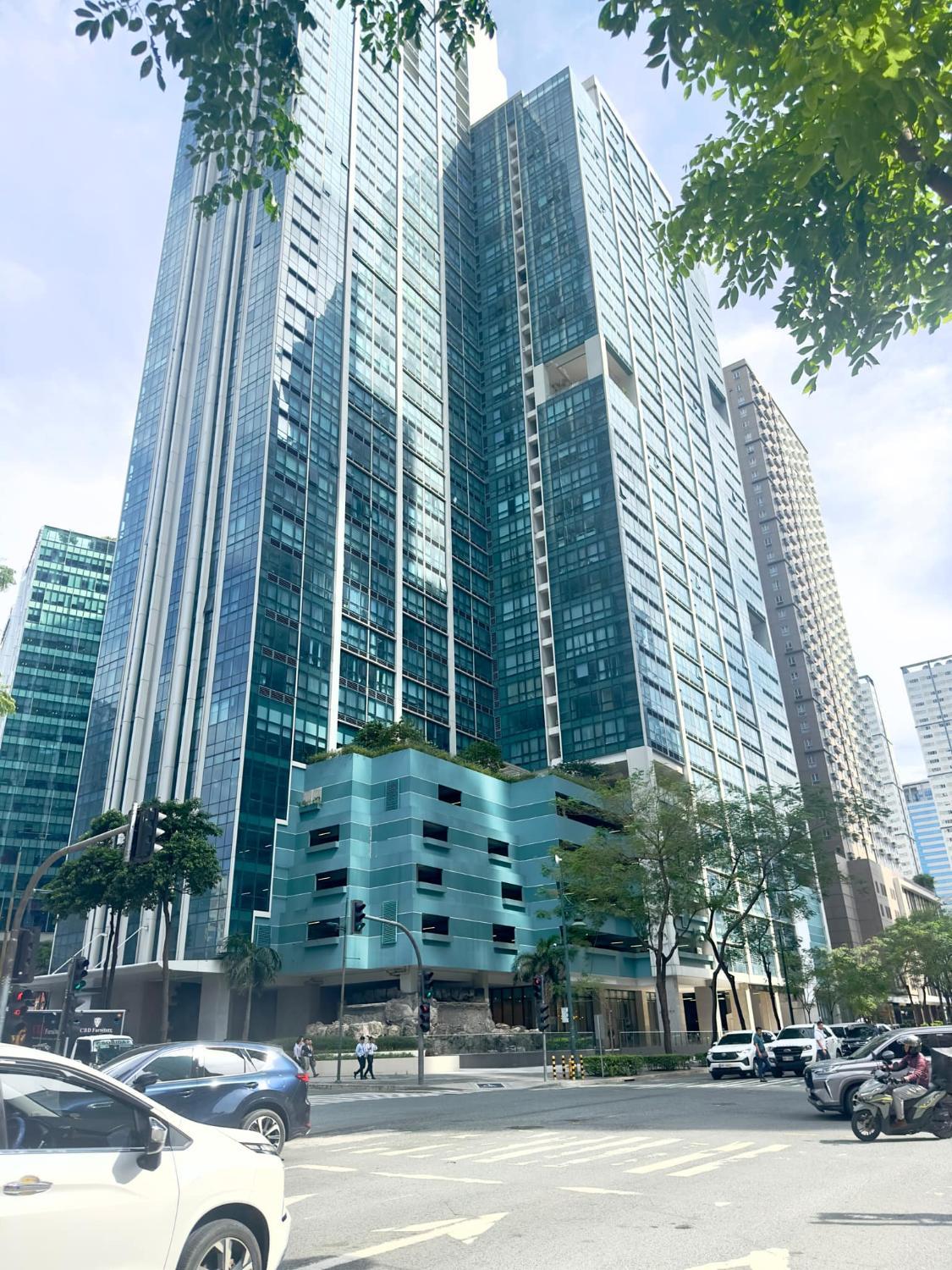 1, Cozy 1BR Condo with Uptown Mall View - BGC Zen Suite, Taguig