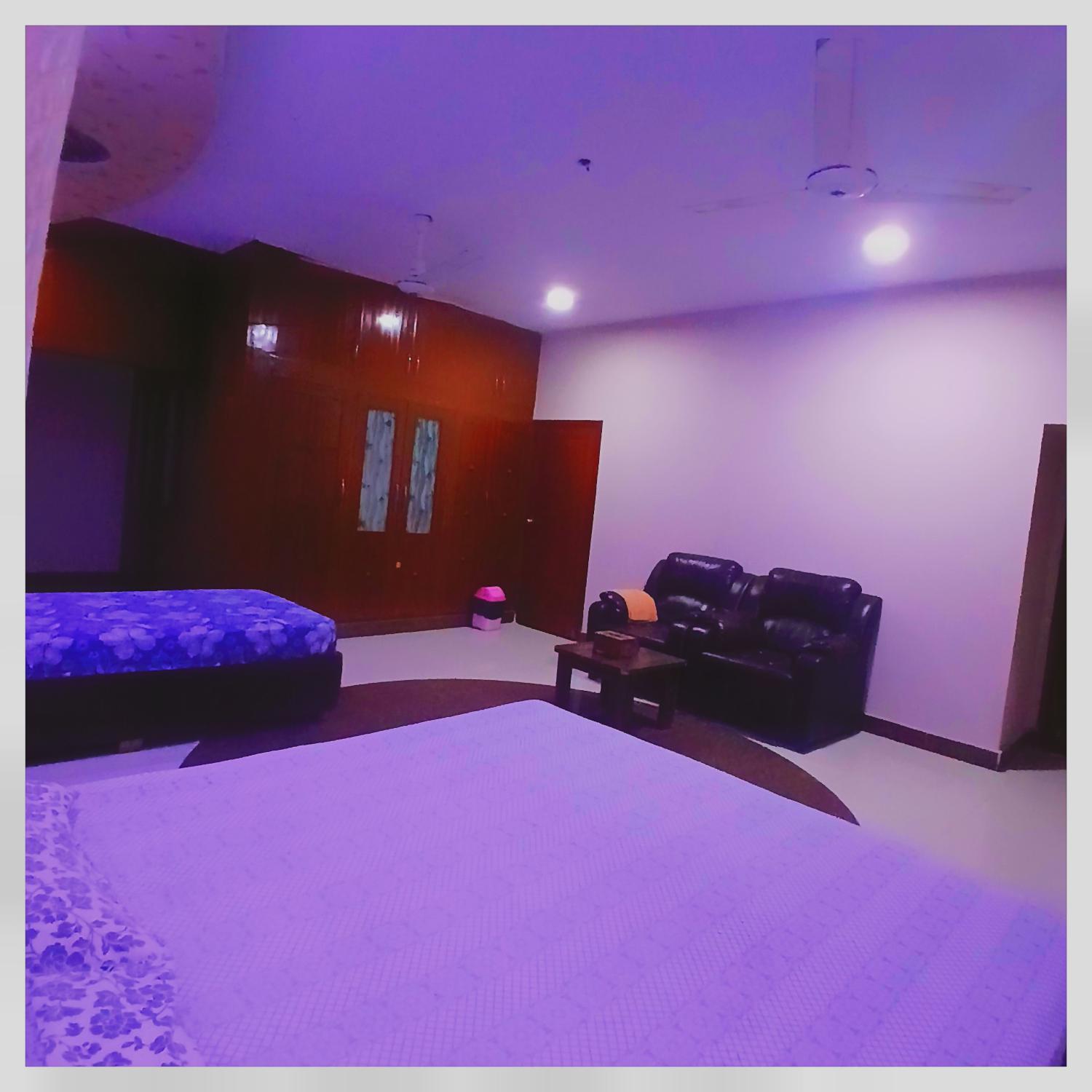 1, Kings INN Guest House, Karachi