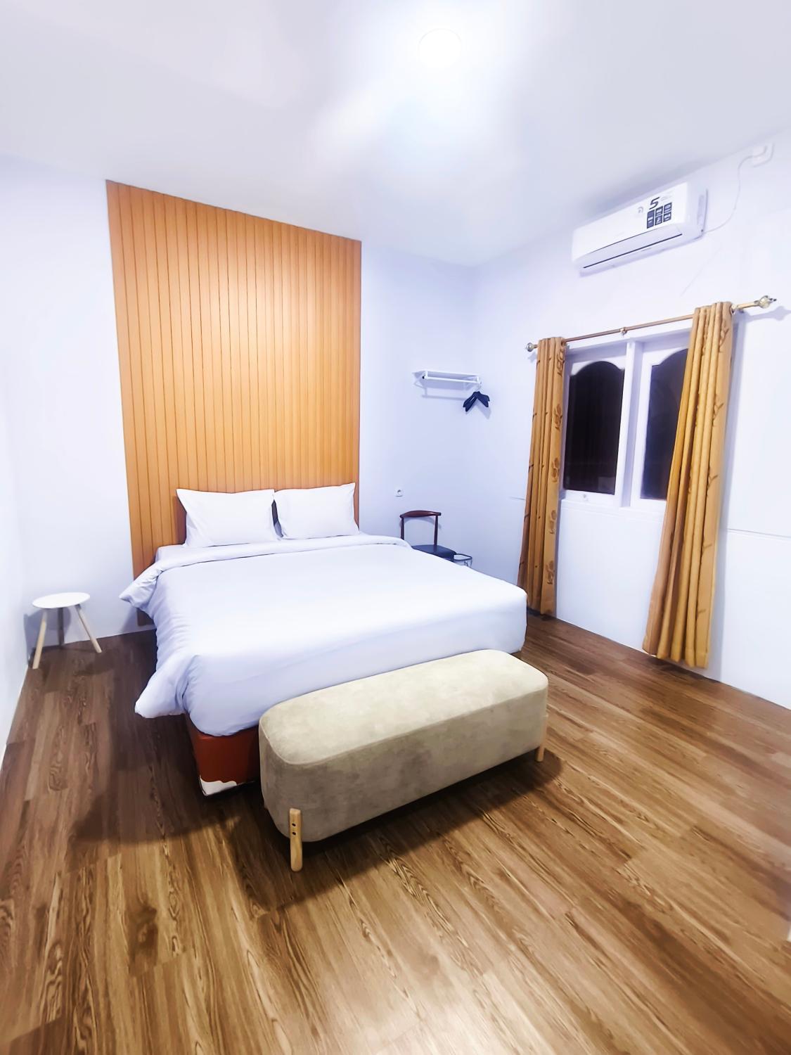 2, D'Rey Hotel, Cilacap