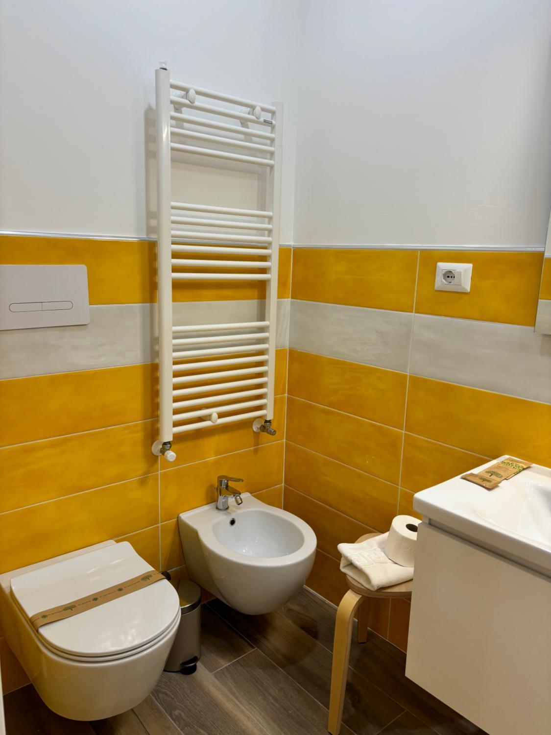 Others 4, Domus Felix, Avellino