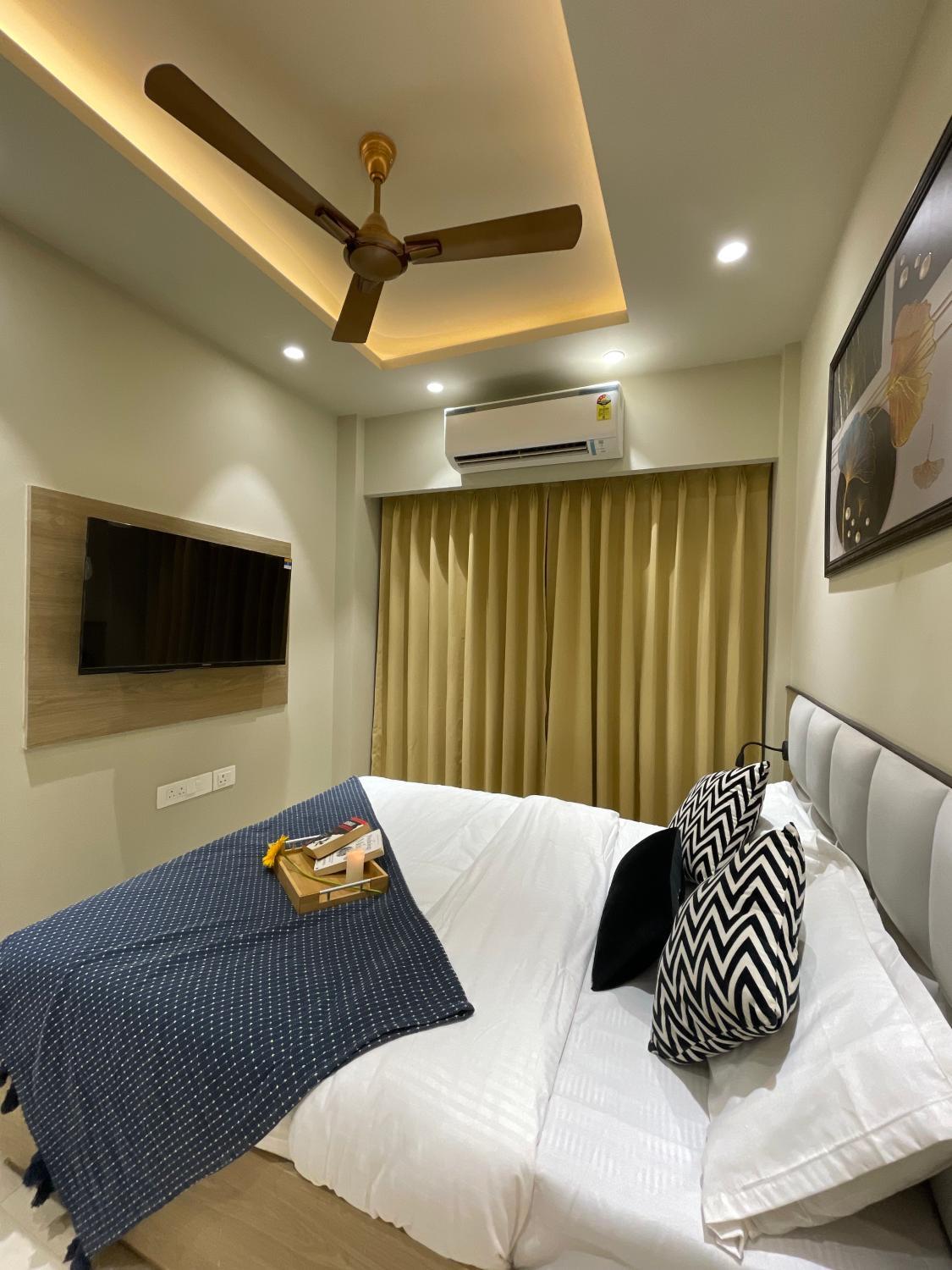 2, Stayo Rooms Premium Studio garden view, Gurgaon