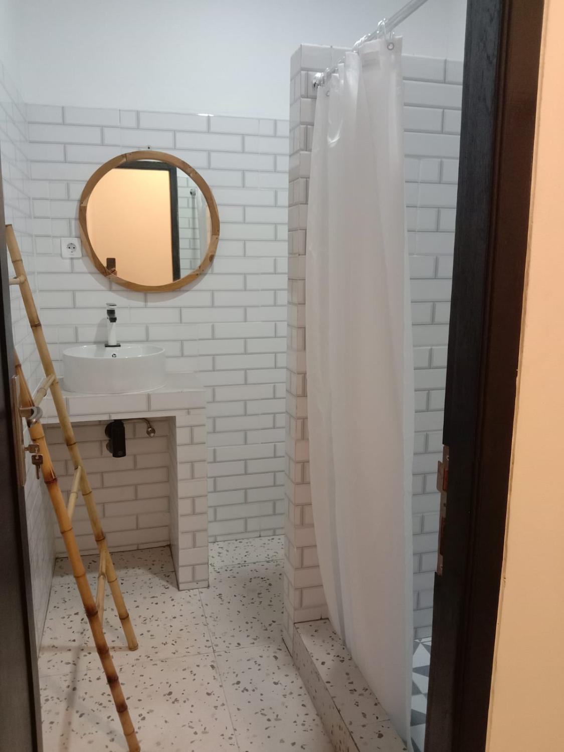 5, Compass Homestay, Dompu