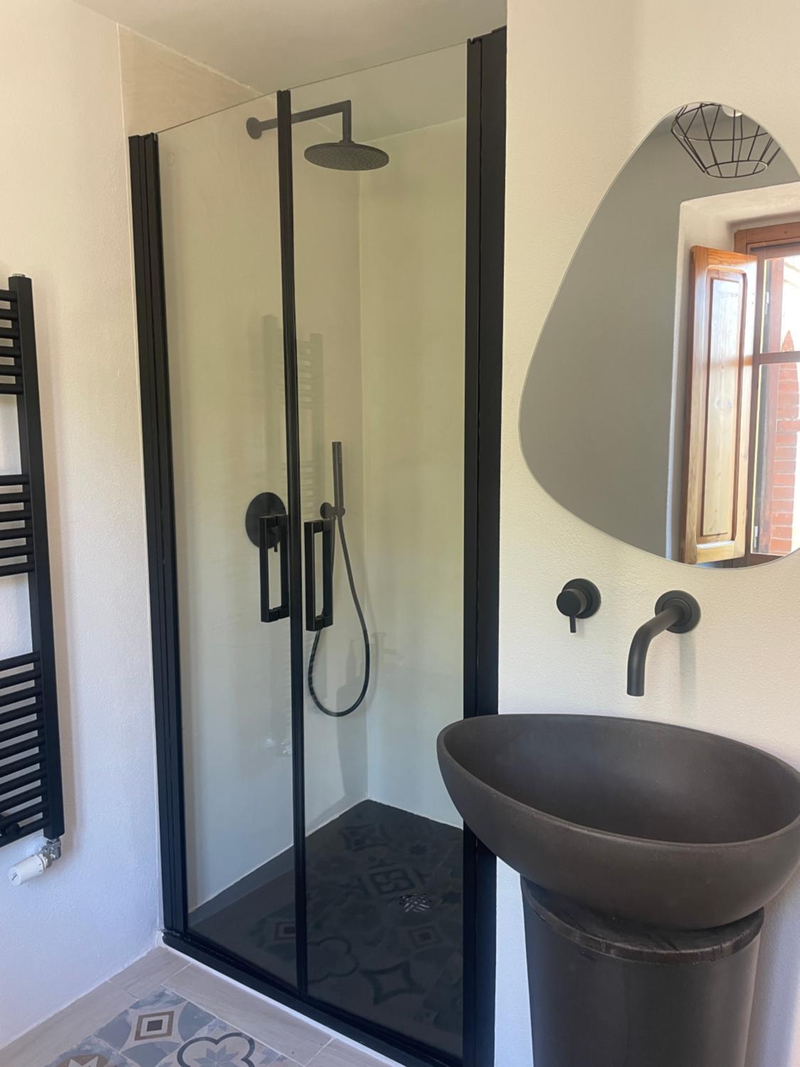 Bathroom 5, Il Castello, Oristano