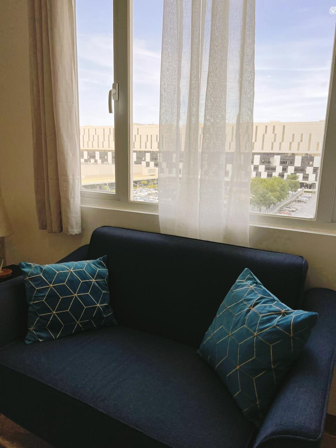1, 2br condo in Southmall Las Pinas 25 mins to NAIA, Las Piñas