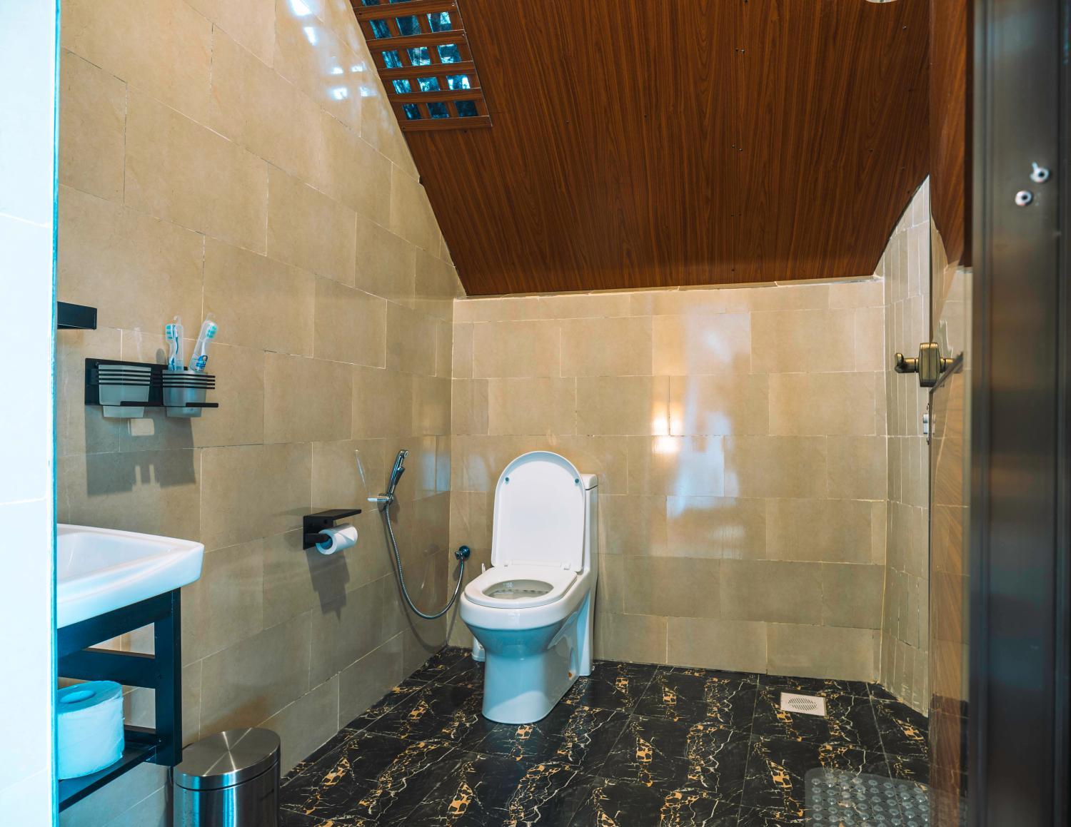 Bathroom 3, Samora River Lodge, Arusha