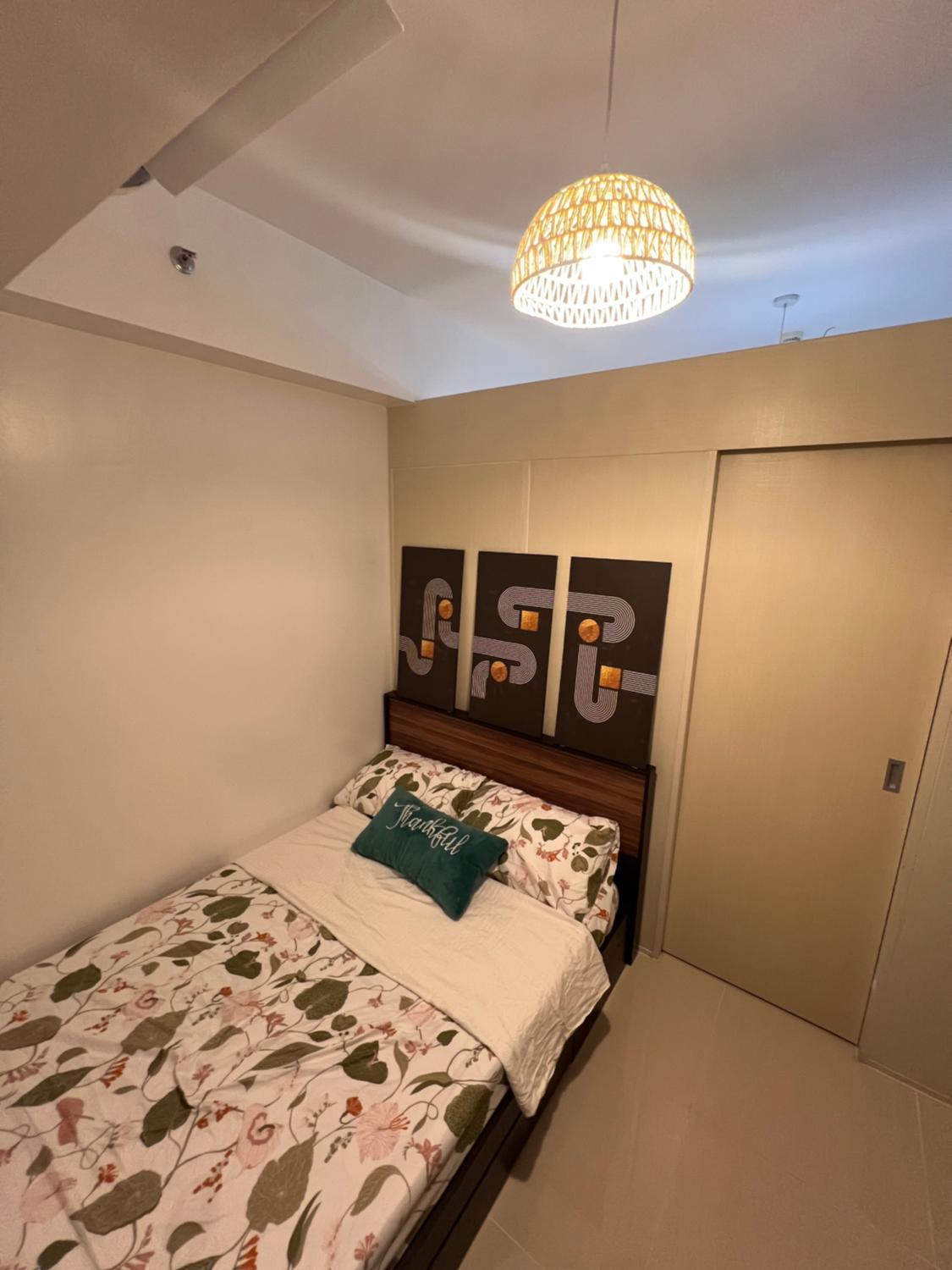 2, The Crib, Las Piñas