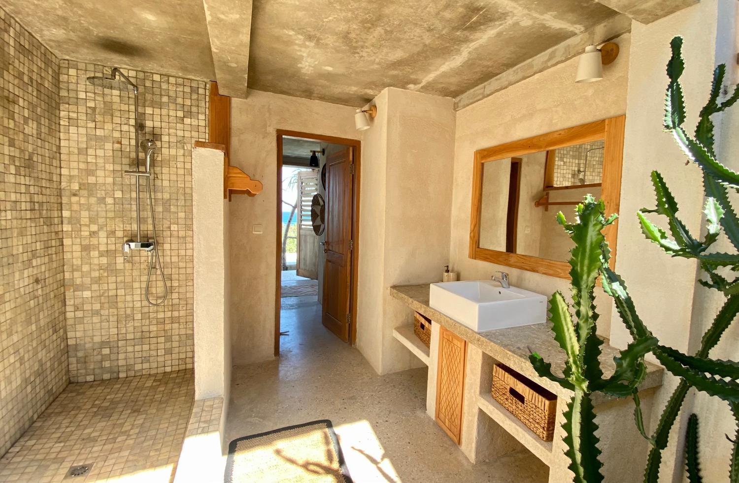Bathroom 3, Rote Island Lodge, Rote Ndao