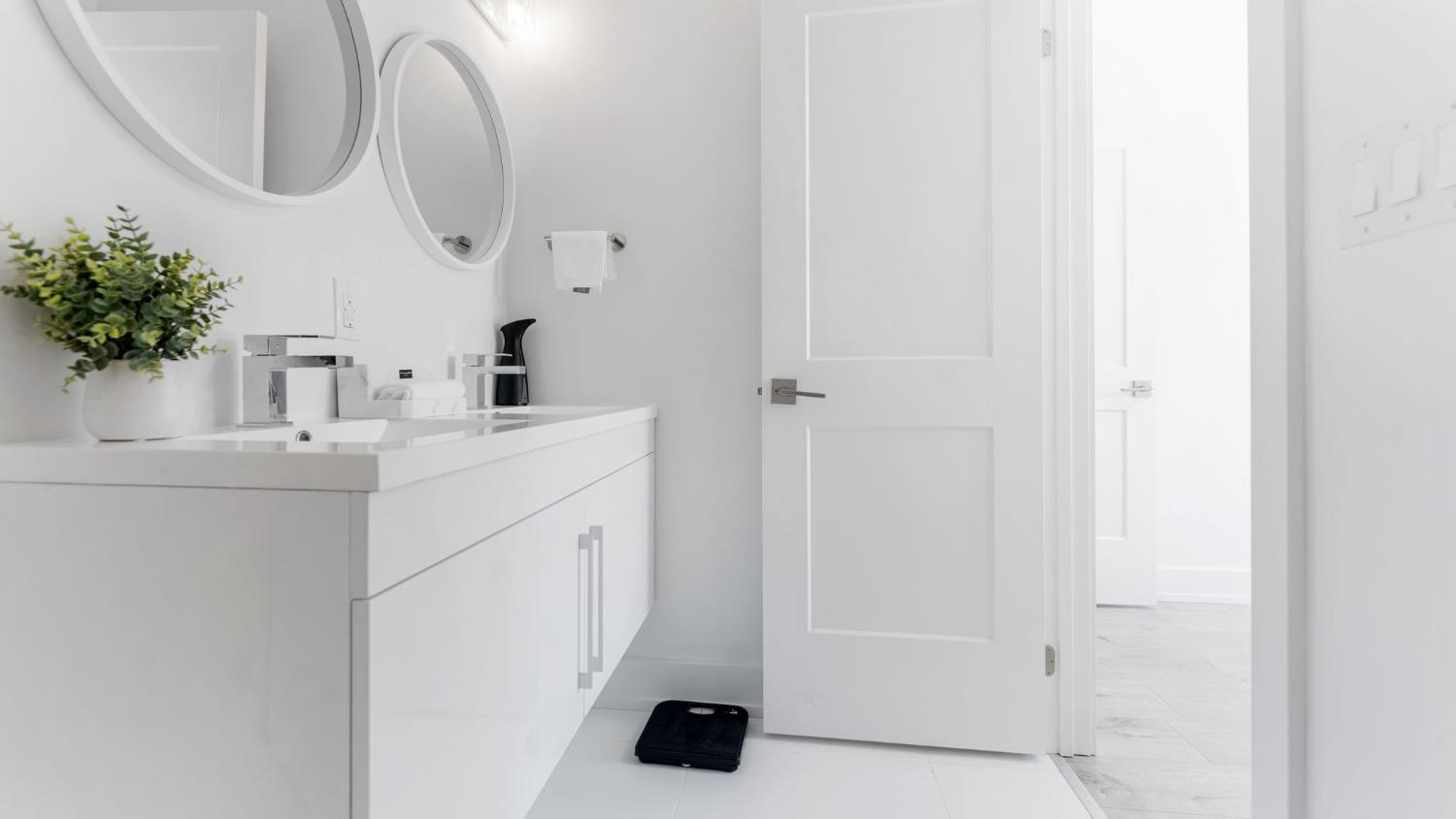 Bathroom 2, Entire Luxury Suite 4mins To Falls, Niagara