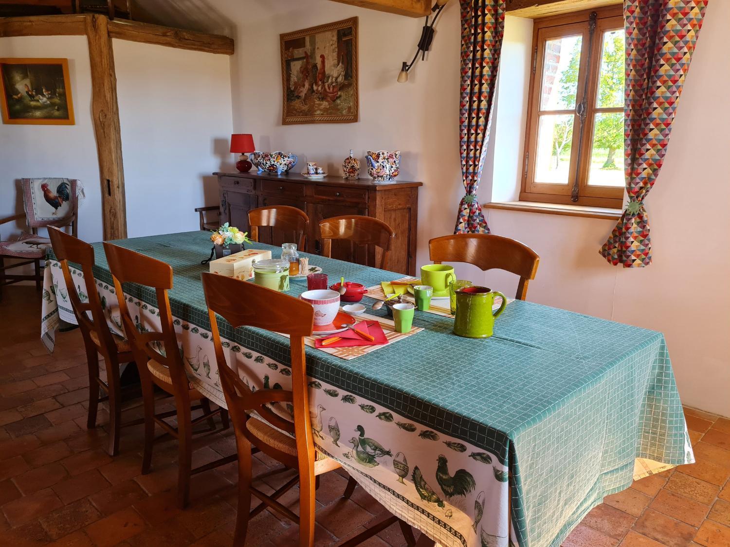 3, Charmante suite Voliere au RDC, parking prive - FR-1-590-470, Loiret