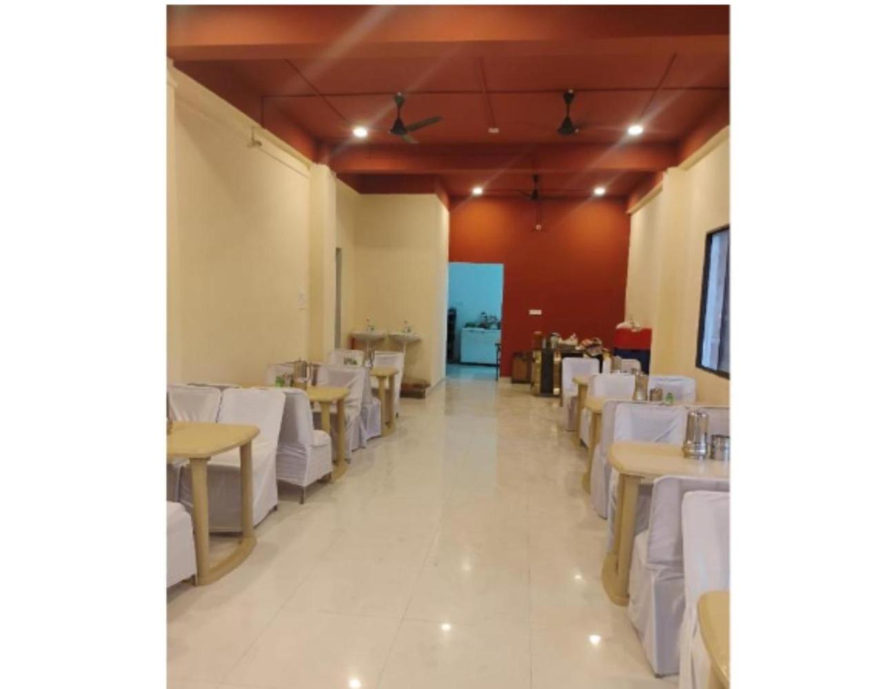 Banquet hall 5, The Ramagya Hotel, Chitrakoot, Satna