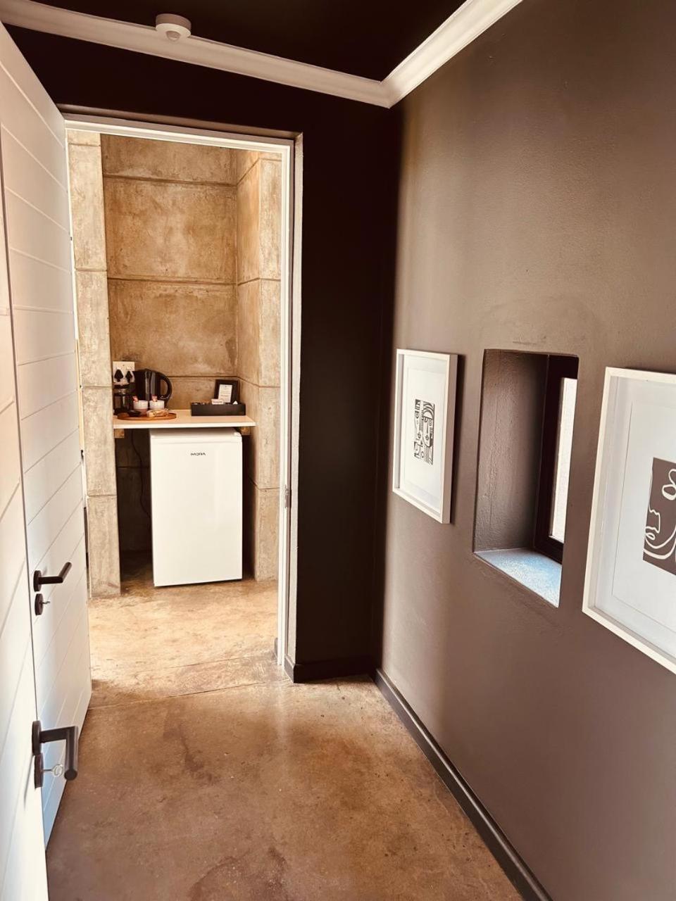 5, Cellar Pods Blue, Cape Winelands