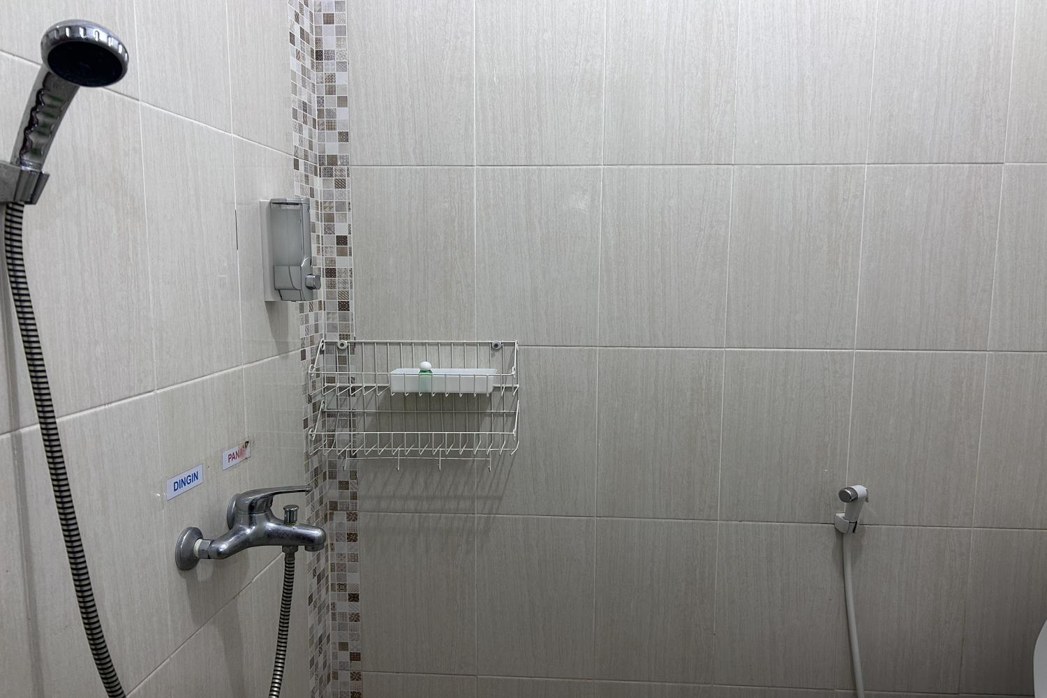 Bathroom, Annet Homestay Yogyakarta, Sleman