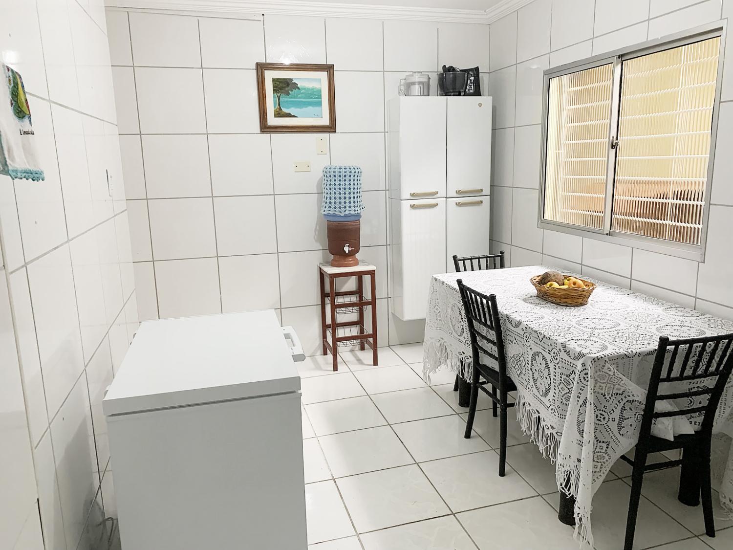 Facilities 4, Sobrado piscina a 200m orla, perfeito para festa, Paulista