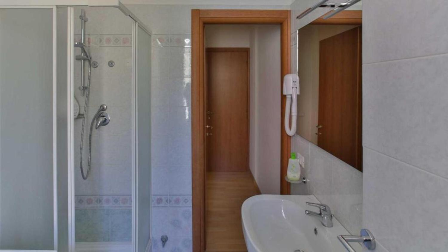 5, Casa Lorelei, La Spezia