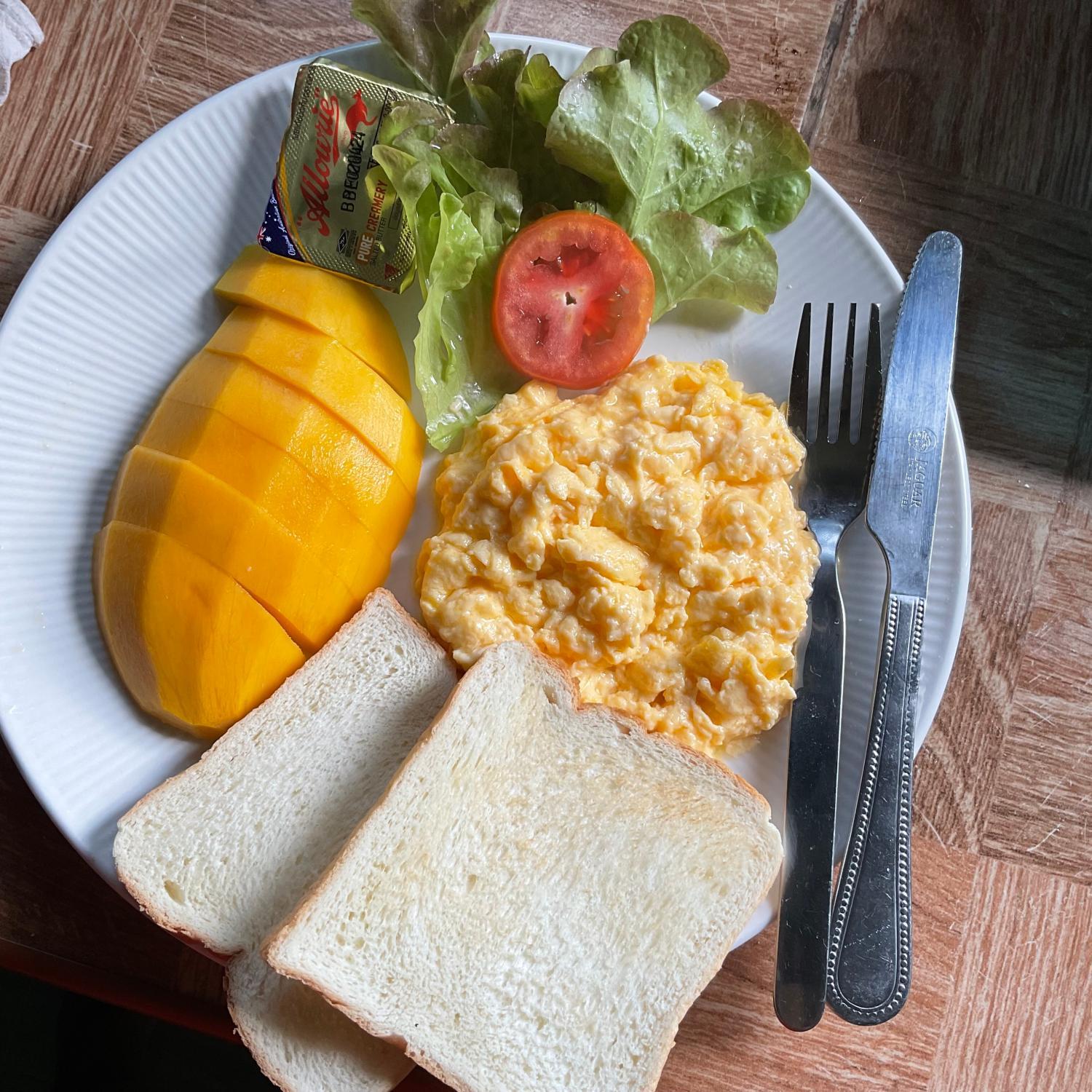 Food & Drinks, Khao Sok Backpacker Hostel, Phanom