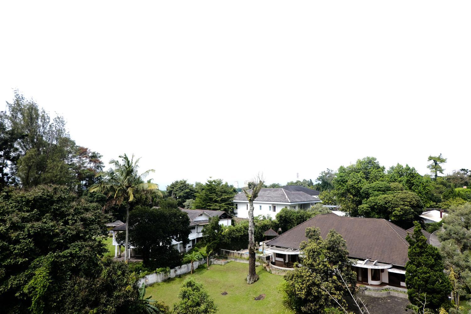 Others 2, Best Studio with Jacuzzi at Art Deco By Travelio, Bandung