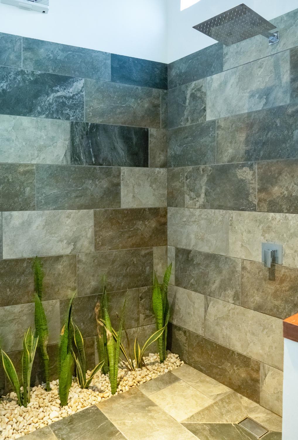 Shower 4, Villa design avec piscine privee a El Nido, El Nido