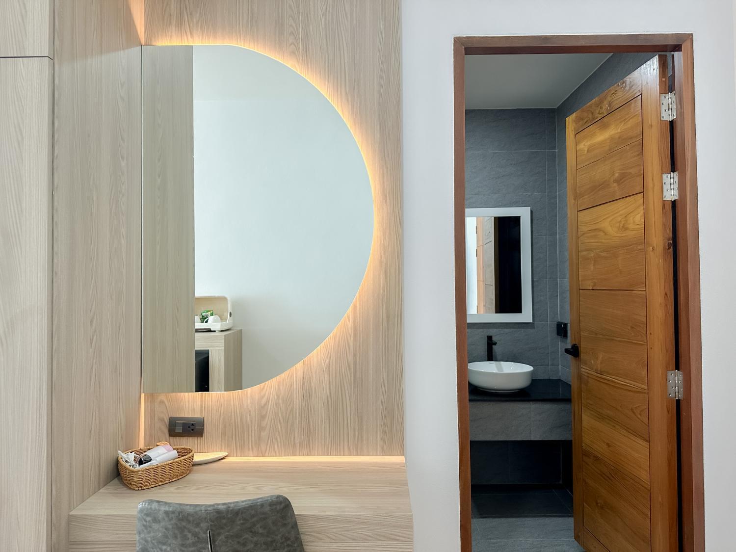 Bathroom 4, 2SIS'S Khanom Resotel, Khanom
